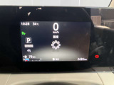 モニター式メータパネルです。回生モニター等様々な情報表示を変更できるデジタルスピードメーターとなっております。