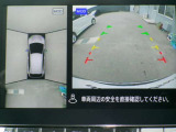 リバースにシフトするとまるで上空から見下ろしているような感じにナビゲーション画面に映し出します