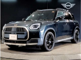 ☆MINI クロスオーバー・カントリーマン専門店☆!クロスオーバー・カントリーマンを買うなら箕面店です!!クロスオーバー・カントリーマンをご検討頂く際は一度箕面店にご相談下さい!