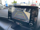 バックガイドモニターで、後方を確認しながら安心して駐車することができます。運転初心者も熟練者も必須の機能ですよ!