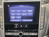 【大画面ツインディスプレイ】下画面(7インチワイド画面)ナビ、エアコン、オーディオなど多くの機能を直感的に操作できます。