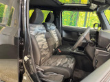 運転席シート廻りは使用感も少なく、良好な状態となっています。丁寧に使われていたことがよくわかりますね。