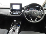 ぜひ展示車の運転席に座ってみてください。