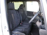 視野が広く操作しやすい運転席