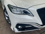 【シーケンシャルターンランプ付きLEDヘッドライト】人気の『流れるウィンカー』付きのLEDヘッドライトを装備♪高級感はもちろん、点灯時は存在感たっぷりで他車からも認識されやすく安心です。