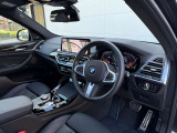 BMW専門のメカニックが、100項目にも上るポイントを徹底的にチェック。交換基準に達した部品があれば、弊社負担にて交換後、お客様へご納車致します。