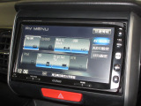 ナビゲーションは純正HDDナビ(VXH-128VF)を装着しております。AM、FM、CD、DVD再生、音楽録音再生、フルセグTVがご使用いただけます。初めて訪れた場所でも安心ですね!