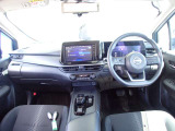 周りが見やすく運転しやすいお車です♪