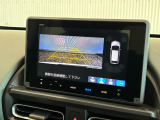 【バックカメラ】リバースにするだけで映ります、後方の安全確認や、狭い駐車場での車庫入れ、雨の日や夜間など視界の悪い時に便利です!安全にバックする為には欠かせない装備です。