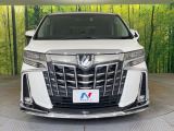 弊社では、全車『修復歴なし』のお車のみ取り扱っております。専任バイヤーによる厳選した仕入れの後、入庫後の車両チェックを行い、ネクステージが認定した高品質な中古車をご提供しております。