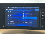 NM1・9インチ日産オリジナルナビゲーションならではの上質感とインパネとのフィット感が魅力。スマートフォン連携をワイヤレスで!人気のネット動画がナビの大画面で楽しめます。