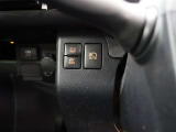 サポカーは、高齢運転者を含めたすべてのドライバーによる交通事故の発生防止・被害軽減対策の一環として、国が推奨する新しい自動車安全コンセプトです。詳しくは販売店スタッフまでおたずねください。