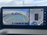 上から見たような画像で車庫入れなどに便利なアラウンドビューモニター