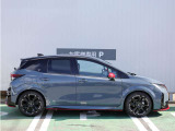 『サイドシルエット』運転席側写真になります。