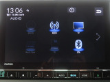 インテリアになじむデザイン♪操作性にも拘ったGathers☆☆純正ナビです♪Bluetooth接続にも対応していますので、スマホの中の音楽を手軽に楽しむこともできます♪♪