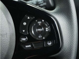 ◆アダプティブクルーズコントロール◆予め設定した車速内でクルマが自動的に加減速。前走車との適切な車間距離を維持しながら追従走行します。【LKAS】車線維持支援システムでステアリング操作を支援。