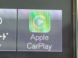 ●Apple Car Play:スマホとの有線接続で、ナビ・オーディオ再生などスマホのアプリ機能が画面でも使える便利機能です!