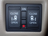 運転席からもスライドドアをボタン操作でスピーディーに開閉できます!またスマートキーでも操作できるので便利です。