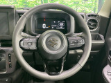 【純正革巻きステアリング】上質な革を使用することで、手にしっかり馴染みとても運転しやすいハンドルです♪