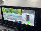 【アラウンドビューモニター】専用のカメラにより、上から見下ろしたような視点で360度クルマの周囲を確認することができます☆死角部分も確認しやすく、狭い場所での切り返しや駐車もスムーズに行えます。