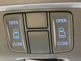 【両側パワースライドドア】スマートキーや運転席のスイッチで後席両側スライドドアの開閉が可能♪電動だから力を入れてドアを開ける必要が無く、小さなお子様でも簡単に開け閉めでき快適です♪