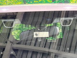 【アイサイトVer3】前方の車両等を検知し、衝突しそうな時は警報で注意を促し、ブレーキを踏む力をサポート。ブレーキを踏めなかった場合は衝突被害軽減ブレーキが作動、衝突回避をサポートします。