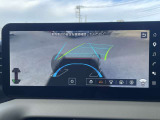 軽自動車初の車の下が見えます