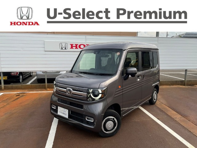 N-VAN +スタイル ファン 4WD