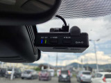 ドライブレコーダー搭載。事故やあおり運転などいざという時に役立ちます。