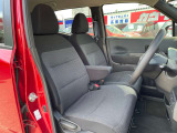 ひじ掛けが付いて運転が楽です