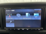 スマホのBluetoothと接続すれば、自分の好きな音楽を聴きながら運転ができます♪ 何処に行くときも、自分の好きな音楽で運転を楽しみましょう!