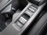 電子パーキングブレーキ装備されています!