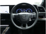 各操作スイッチなどもハンドルから手を放すことなく操作可能で安全運転に支援いたします!