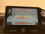 いまや必須装備「ナビゲーション」搭載!知らない場所にスイスイッとドライブ。もう、これなしではハンドルを握れませんね!でも運転中の操作は危険ですのでご注意ですね☆