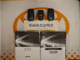 スマートキー&エンジンスターター付。取扱説明書とメンテナンスノートもあります☆品質評価シート付いてます!トヨタ認定中古車ライト!!
