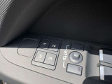 運転席に3パターンのメモリーが登録可能 運転中やドライブの間の一休みなどお好みのポジションを登録可能です。