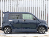 当店の中古車販売は、安心してご購入いただくために、ご契約、ご納車を含め当店にご来店いただけるお客様にお願いしております。