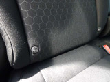 ISOFIX機構付き