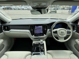 V60 ウルトラ T6  AWD プラグインハイブリッド 4WD 