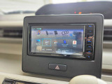 ラジオ・テレビ/Bluetoothオーディオ、その他アプリケーションなどの機能で楽しむことができます。
