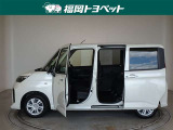 両側スライドドアを採用しています、助手席側は電動式で運転席から開閉できます。(運転席側は手動式です。)
