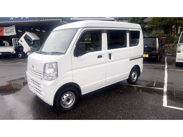 NV100クリッパー DX ハイルーフ 4WD