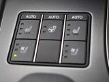 シートには、背もたれと座面から爽やかな風が吹き出るシートベンチレーション機能を搭載。夏の暑い日にもシートと密着している背中や足腰の蒸れを防ぎ、快適なドライブを楽しむことができます。