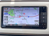 【純正ナビ】人気の純正ナビを装備。オーディオ機能も充実しており、Bluetooth接続すればお持ちのスマホやMP3プレイヤーの音楽を再生可能!毎日の運転がさらに楽しくなります!!