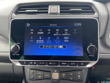 日産純正ナビゲーションには、フルセグTV・ブルートゥースオーディオなど様々なソース機能が付いています。是非、お気に入りの音楽で楽しい運転の時間をお過ごし下さい。