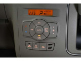 快適な車内空間に誘うオートエアコン☆快適な空間で車内での会話も弾みます♪