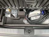 パンク修理剤とエアーコンプレッサーと車載工具も完備!!