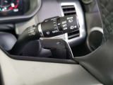 【パドルシフト】運転席から任意で、変速を自由自在に操ることができます。