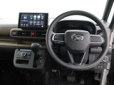 運転席廻りです。