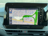 日産純正9インチメモリーナビ(MM223D-L)装備。スマートフォンによる部分地図更新、Bluetooth接続での音楽視聴、快適な画面操作と高音質なオーディオ再生。無料地図更新付きです。